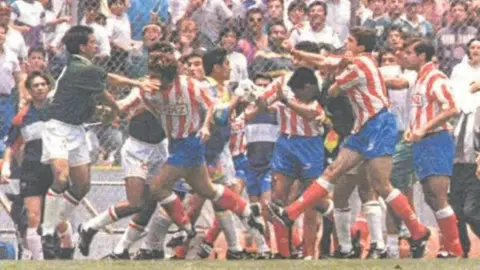 El día que la Selección de México tuvo una campal contra el Atlético de Madrid