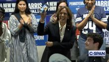 Acusan a Kamala Harris de hacer una llamada falsa a un votante por este detalle