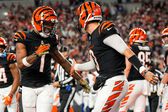 Bengals, en partido cardiaco, vencen a los Broncos de Denver y mantienen la esperanza de Postemporada