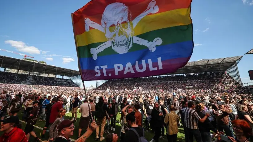 Club alemán St. Pauli abandona X, califica la red social como ‘máquina de odio’ bajo Musk