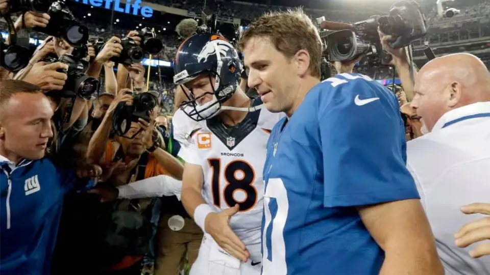 Eli y Peyton Manning apuntan a volver a un emparrillado de la NFL a final de temporada