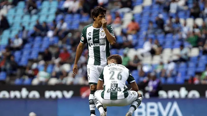 ¡Una más! José Juan Macías presenta nueva lesión en Santos y apunta a volver en 2025