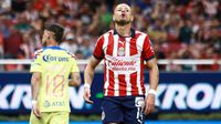 ‘Chicharito’ el único atacante e ídolo de Chivas que no ha logrado anotarle al América