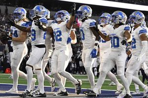 ¡Humillados! Detroit aplasta a los Cowboys con victoria de 47-9 en Dallas