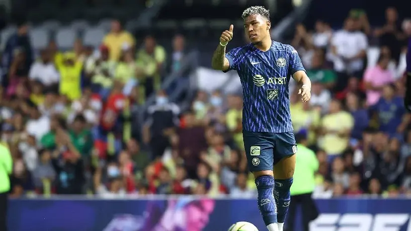 Roger Martínez recuerda al América tras quedar campeón con Racing