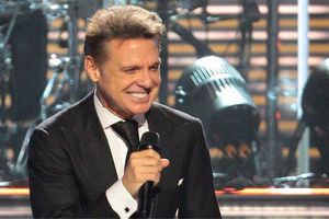 Luis Miguel invita a mujer a su concierto después de arruinarle su cumpleaños