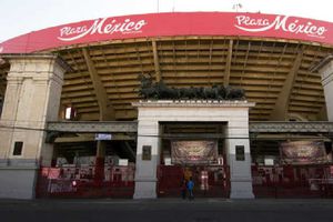 Plaza de Toros 'La México' Clausurada: ¿Qué eventos y conciertos se pueden cancelar?