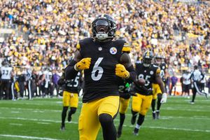 En un duelo de defensivas, Steelers derrota en casa a los Ravens 18-16