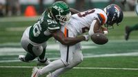 Jugador de Denver Broncos se desploma tras recibir duro golpe en duelo vs Jets