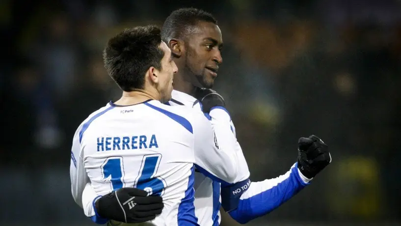 Maxi Araújo y ex jugadores de Liga MX que brillaron en Champions League