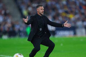 Oso se mete a casa de Martín Demichelis