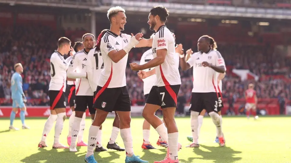 Raúl Jiménez cerca de alcanzar récord de Chicharito: “Quiero escribir mi propia historia”