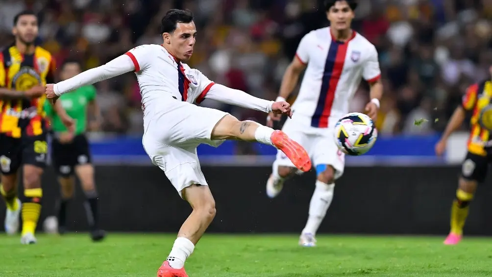 ¿Quién es Hugo Camberos el canterano de Chivas? | MEXSPORT