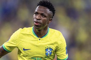 Vinícius presumió su The Best junto al valioso reloj de ‘El Padrino’