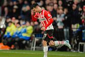 PSV le rinde homenaje a 'Chucky' Lozano tras su último partido con los granjeros