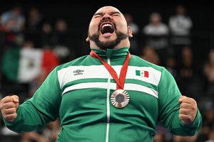 París 2024: José de Jesús Castillo conquista el bronce en powerlifting 107kg