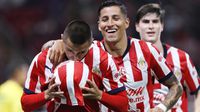 Chivas se impone a León 2 a 0 en casa y mantiene el invicto ante su gente