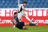 Con Johan Vásquez como titular, Genoa cayó 0-3 ante Juventus y prolonga mala racha