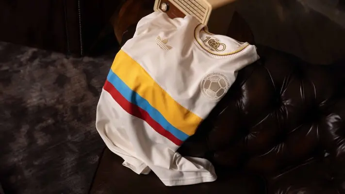 ¡Joya! Colombia presenta nueva camiseta conmemorativa