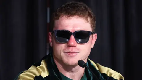 'Canelo' Álvarez sobre posible pelea con McGregor: 'Dinero fácil, lo noqueo cuando quiera'