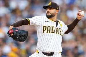 Medias Blancas y Martín Pérez oficializan contrato de 5 millones por un año