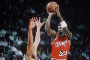 Tarjeta de Michael Jordan será subastada en ocho millones de pesos