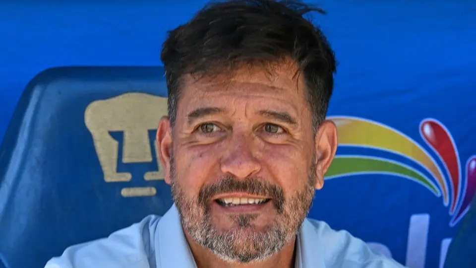 Gustavo Lema seguirá como técnico de Pumas
