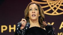 Kamala Harris aprovecha la pelea del Canelo vs Berlanga para hacer campaña