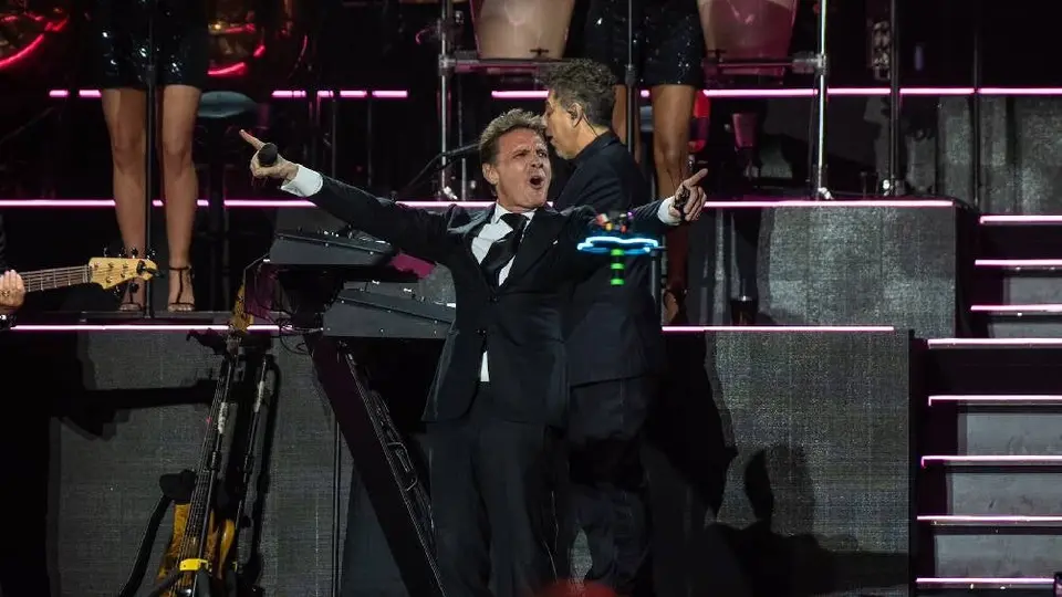 ¡SÍUUU! Luis Miguel celebra como Cristiano Ronaldo en pleno concierto