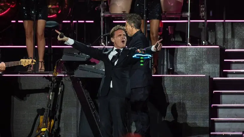 ¡SÍUUU! Luis Miguel celebra como Cristiano Ronaldo en pleno concierto