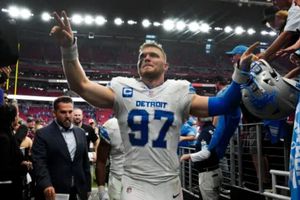 Aidan Hutchinson podría volver si los Lions llegan al Super Bowl