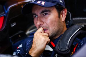 Checo Pérez mantendrá un auto "inferior" al de Verstappen en el Gran Premio de Brasil
