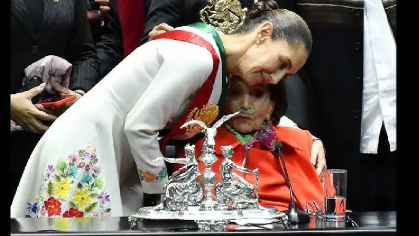 Claudia Sheinbaum asistió al funeral de Ifigenia Martínez