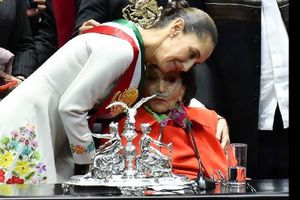 Claudia Sheinbaum asistió al funeral de Ifigenia Martínez