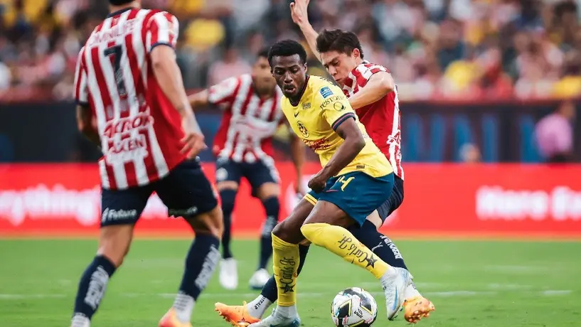 ¡Houston es Azulcrema! América vence 2-0 a unas Chivas que pierden identidad