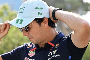 ¡Joya! Checo Pérez lanza gorra edición especial para el Gran Premio de México