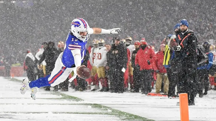 Josh Allen, el primer quarteback en anotar touchdown por tierra, por aire y como receptor