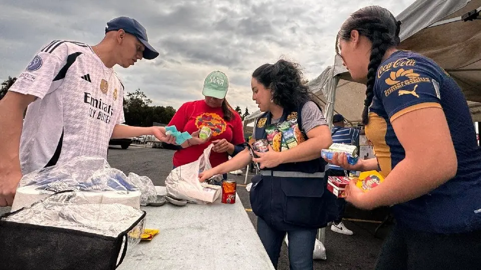 Anuncian comedores populares para universitarios de la UNAM, IPN, UAM y UACM