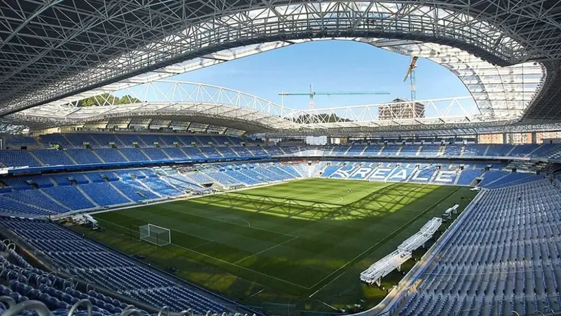 Autoridades vascas investigan la causa de la muerte de aficionado previo al Real Sociedad vs Real Madrid