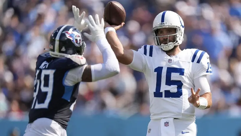 Joe Flacco impulsa a los Colts para vencer 20-17 a los Titans de Tennessee