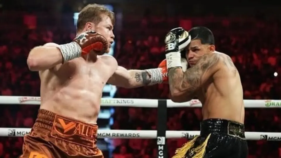 ¡Sin problemas! ‘Canelo’ Álvarez vence por decisión unánime a Edgar Berlanga