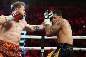 ¡Sin problemas! ‘Canelo’ Álvarez vence por decisión unánime a Edgar Berlanga