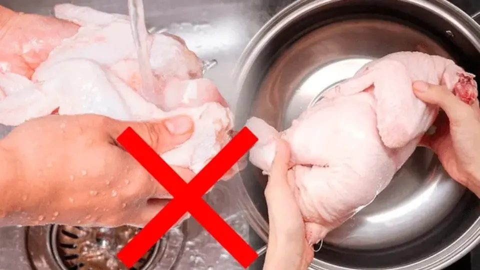 ¿Por qué no es bueno lavar el pollo para comer? Esto dice un experto