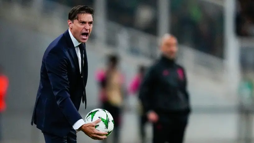 Diego Alonso fue cesado de Panathinaikos tras cuatro meses al frente del club