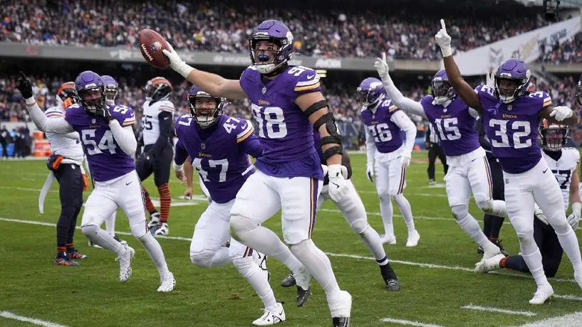 Los Vikings ganan y se divierten; los Bears no pueden decir lo mismo
