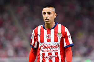 'Piojo' Alvarado revela que atropelló a una persona cuando jugaba en Cruz Azul