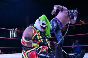 La Pandemia vence a la Puerquiza Extrema en lucha de correas