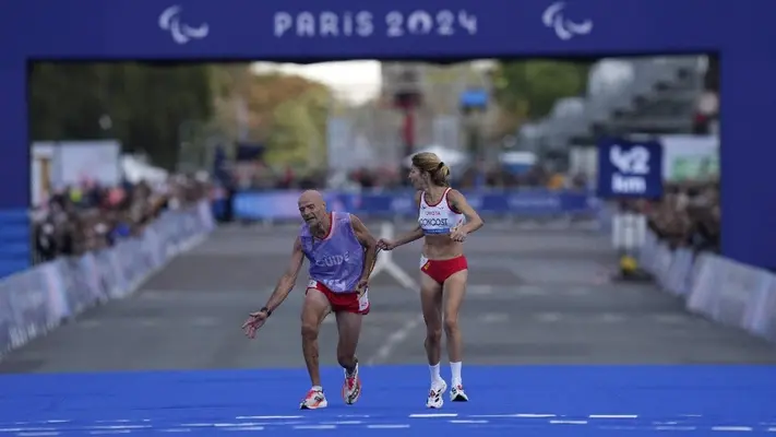 Drama en París 2024 con Elena Congost: “Me han descalificado por ser persona y ayudar a mi guía”
