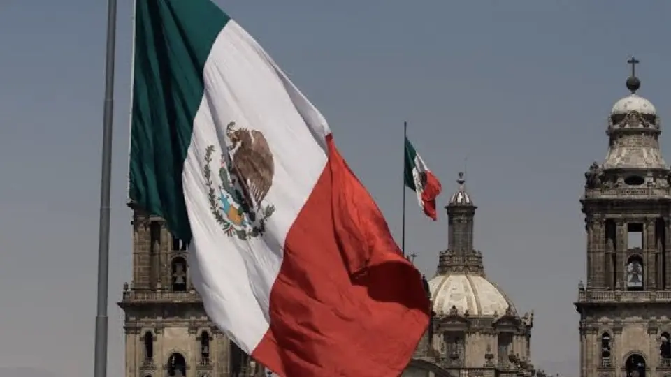 Artistas que se han equivocado al interpretar el Himno Nacional en eventos deportivos