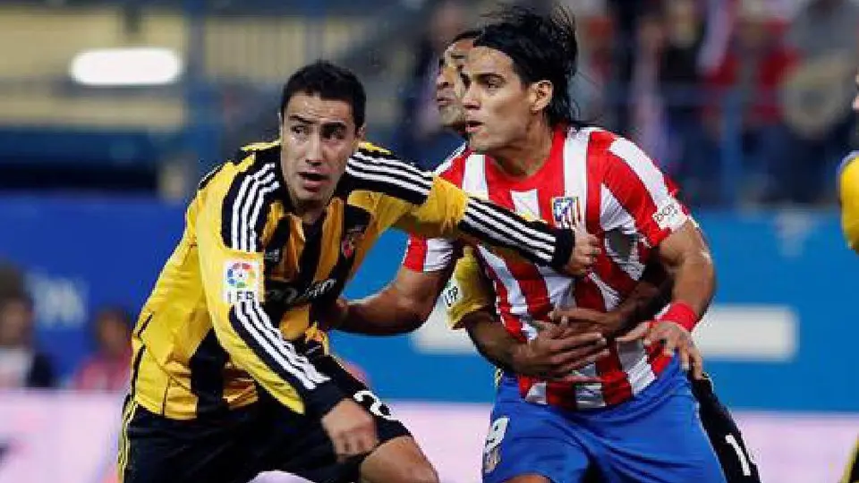 Radamel Falcao vs Efraín Juárez: El inédito reencuentro después de más una década